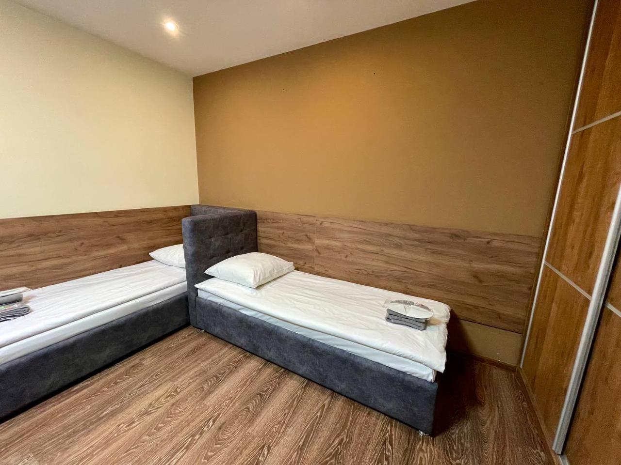 Apartments In Uzhgorod For You. Zewnętrze zdjęcie